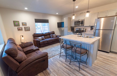 Talkeetna House | Foraker Cabin - Denali Retreats