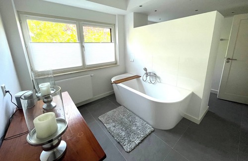Bergen House | FOREIGN BOOKING: Delightful family home in Bergen