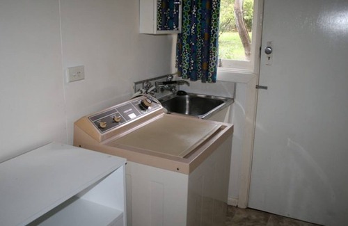 Cowes Apartment | Foreshore Escape Cowes #1 - short walk along the beach to Cowes main street