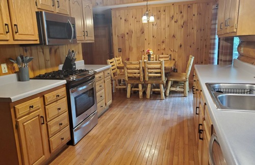Sigel House | Forest Edge Cabin @ Cook Forest and Clear Creek