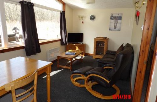 Invermoriston House | Forest Glen Holiday Park