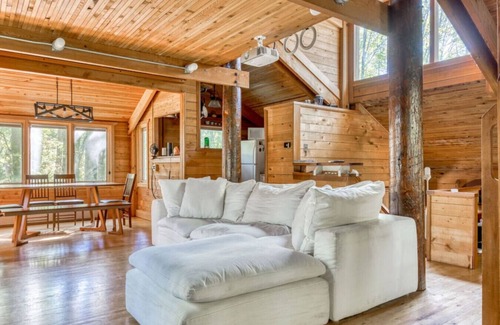 Portland Apartment | Forest Park Hideaway | Nature Oasis Near City