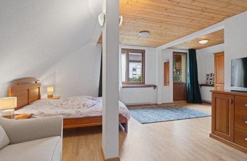 Predeal House | Forest Retreat with BBQ