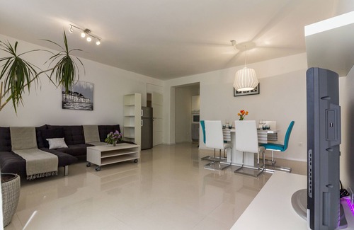 Vinkuran Apartment | Forest & Sea apartment - Table tennis & 4 x Bikes included
