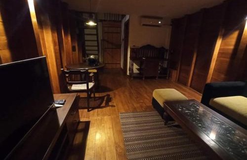 Dambulla Bed & Breakfast | Forest villa kandalama