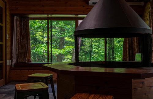 Kirizumi Onsen Villa | Forestreat Karuizawa - with Sauna & Dog