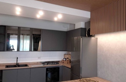 Formia Apartment | FORMIAE Hsg - PANORAMIC CENTRAL Holiday Home - WITH CAR PARKING IN BOX (NO SUV)