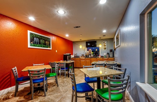 Fort Davis RV Rental | Fort Davis Inn & R.V. Park