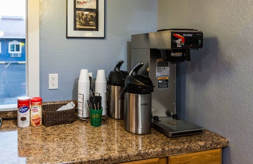 Fort Davis RV Rental | Fort Davis Inn & R.V. Park