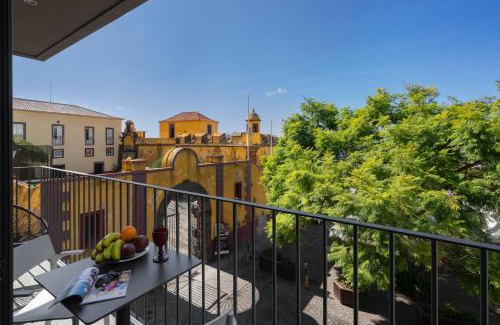 Old Town Apartment | Fort of Old Town Apartments by OurMadeira
