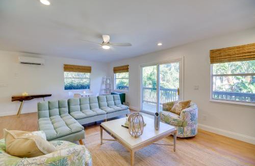 Fort Pierce House | Fort Pierce Cottage with Shared Pool and Patio!