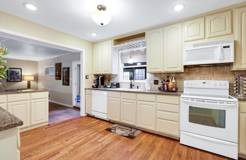 Shearer Hills - Ridgeview House | Fortuitous - A Birdy Vacation Rental