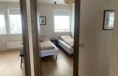 Kirkjubaejarklaustur Villa | Fossar Villa