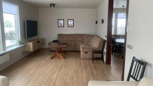 Kirkjubaejarklaustur Villa | Fossar Villa