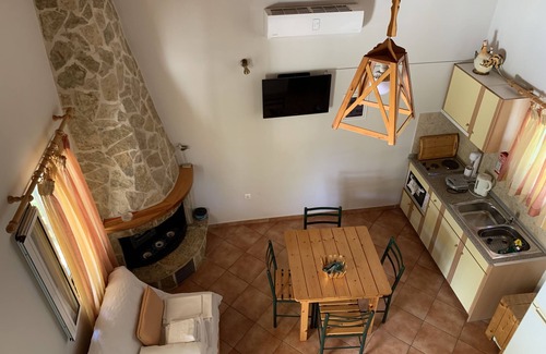 Astros House | Foufas Houses