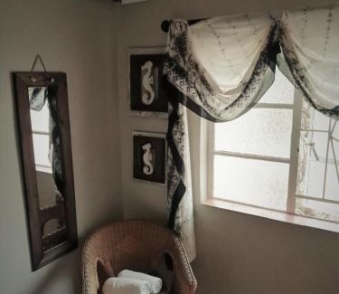 Umjindi House | Fountain Baths Guest Cottages