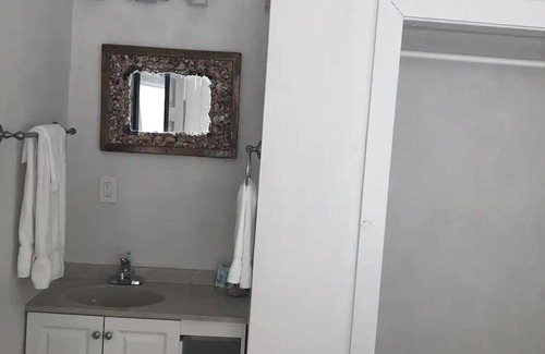 New Bight House | Fountain Bay Resort and Marina