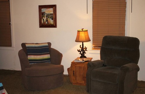 Portal House | Four Bar Cottages: The Hacienda