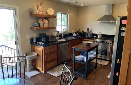 Redding House | Four-Bedroom Country Paradise, with Pool, Hot Tub, & Great Views, Close to Town.