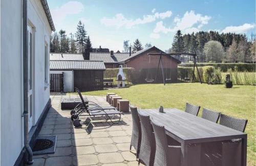 Hvidbjerg Strand House | Four-Bedroom Holiday Home In Borkop