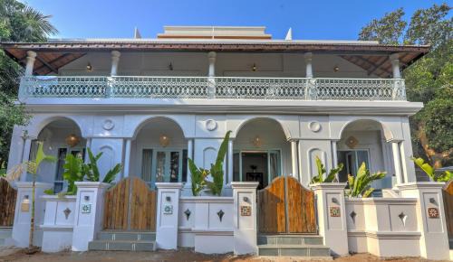 Saunta Vaddo Villa | Four Letter Word - 3BHK Private Pool Villa, North Goa