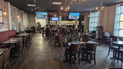 Sherwood Park Hotel | Four Points by Sheraton Sherwood Park