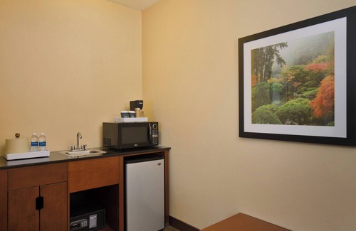 Wilkes East Hotel | Four Points By Sheraton Portland East