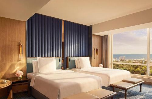 Worli Hotel | Four Seasons Hotel Mumbai