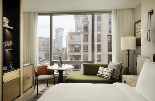Yorkville Hotel | Four Seasons Hotel Toronto