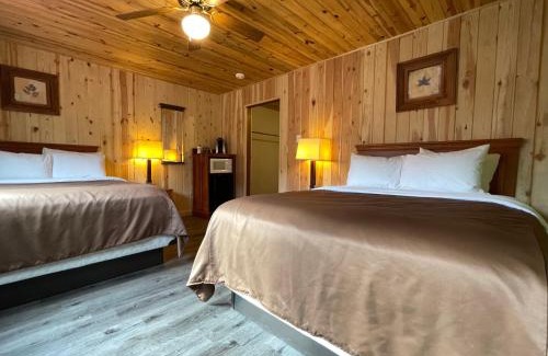South Fork Cabin | Four Seasons Lodge