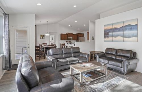 Oregon Water Wonderland House | Four Seasons Retreat