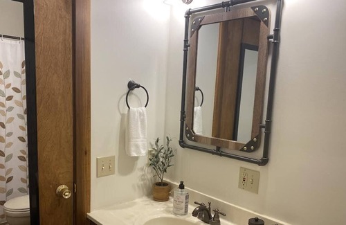 Logan Bed & Breakfast | Four Seasons Suite (Hocking Hills)