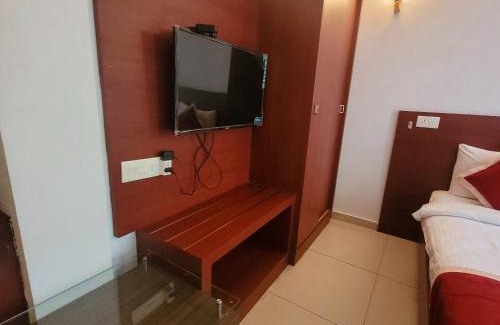 Thiruvananthapuram Hotel | Four Squares Inn, Technopark phase 3