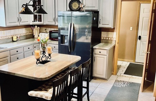 Lexington Other | Fox Haven Sleeps 10 Mid-Ohio Raceway, OSR, Snow Trails Ski Resort, BibleWalk…
