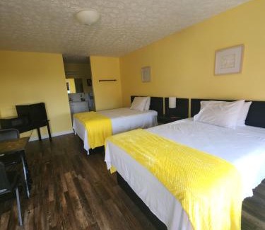 Max Meadows Hotel | Fox Mountain Inn