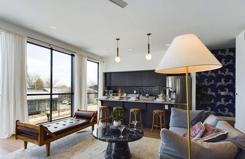 Melrose House | Fox Quads Escape-4 Suite Combo-12 South