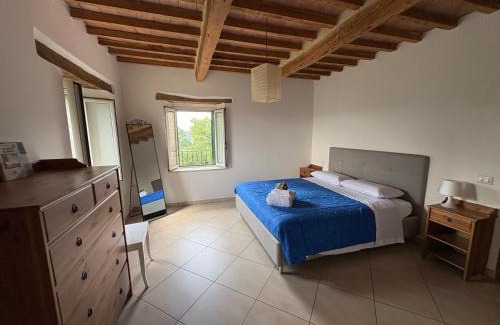 Monte Fabbri Apartment | Foxes house