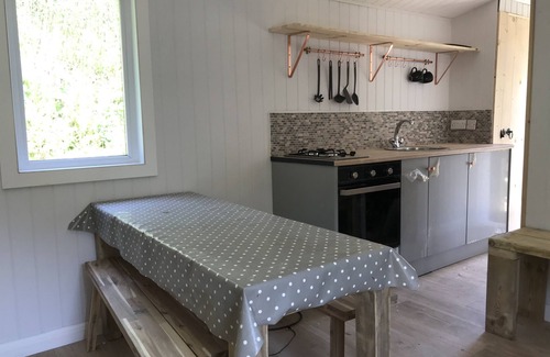Michelcombe House | Foxglove Hut - sleeps up to 8