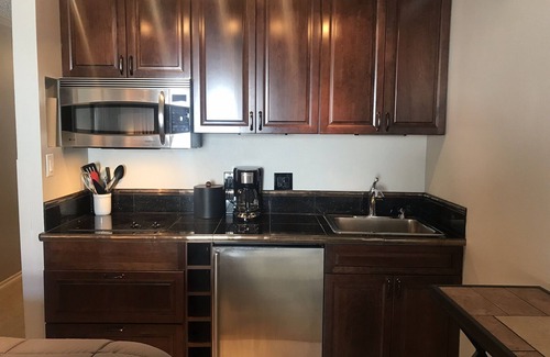 East Village at Copper Apartment | FP120 Heavenly Ski-in Studio with Kitchen!