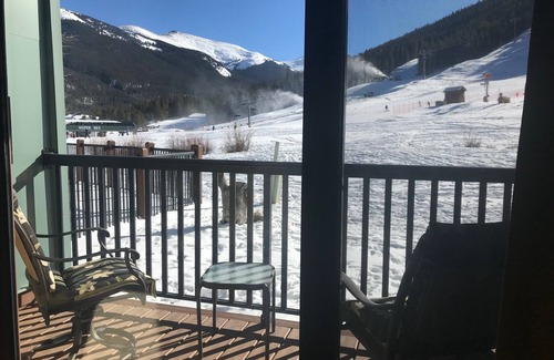 East Village at Copper Apartment | FP120 Heavenly Ski-in Studio with Kitchen!