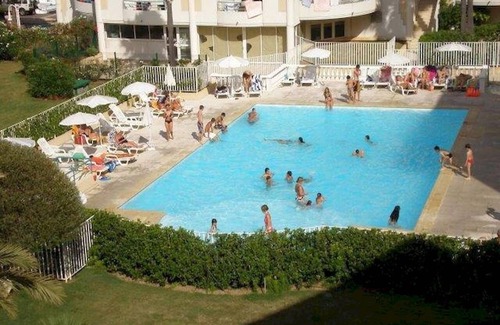 Frejus Plage Apartment | Fréjus Appartement Avec Wifi Parking Piscine Terrasse à 5' mer