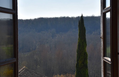 Lascabanes House | "La Forge" typical Quercy house with view of the hills