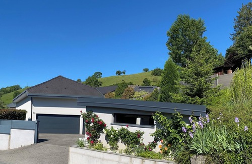 Coise-Saint-Jean-Pied-Gauthier House | modern fully equipped house, meublée.20 km from Chambery, 30 km from alberville.
