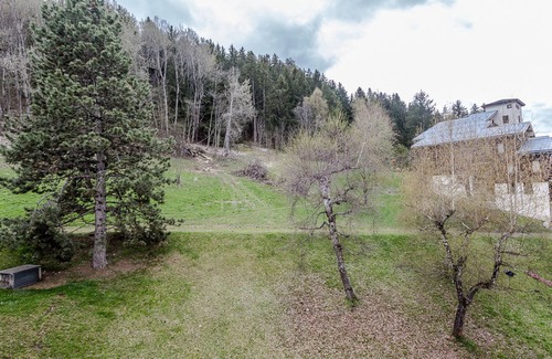Montchavin Apartment | Cozy 6-pers duplex 150m from slopes with free parking, balcony, raclette and fondue appliances