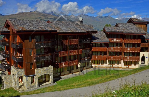 Bellentre Apartment | Cozy 2-Room Apartment Terrace Parking - Near Slopes