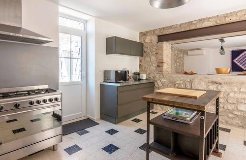 Saint-Jean-de-Maruejols-et-Avejan House | Mas Picholine - Maison pour 10 avec piscine