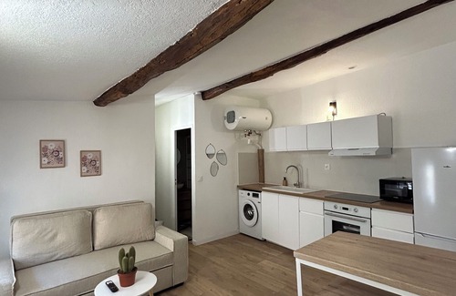 Saint-Maximin-la-Sainte-Baume Apartment | Pretty T2 in the heart of Saint Maximin La Sainte-Baume