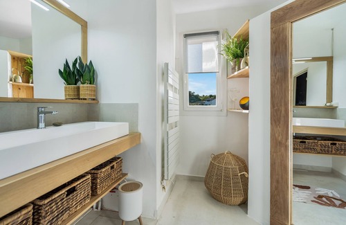 Saint-Maximin-la-Sainte-Baume Villa | House / Villa - Saint Maximin la Sainte Baume