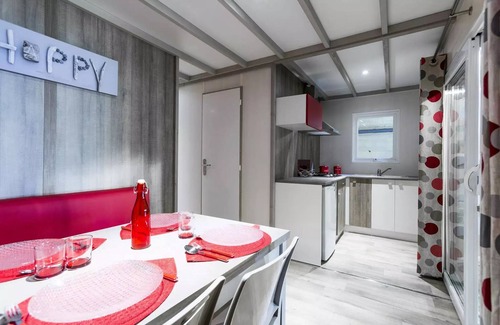 Saint-Martin-Lars-en-Sainte-Hermine Ski Chalet | Chalet Confort Terre Neuve - 2 bedrooms 4 people