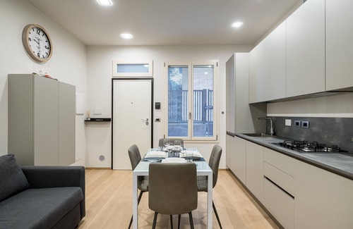 Santo Stefano Apartment | Fragole Suite - Bologna